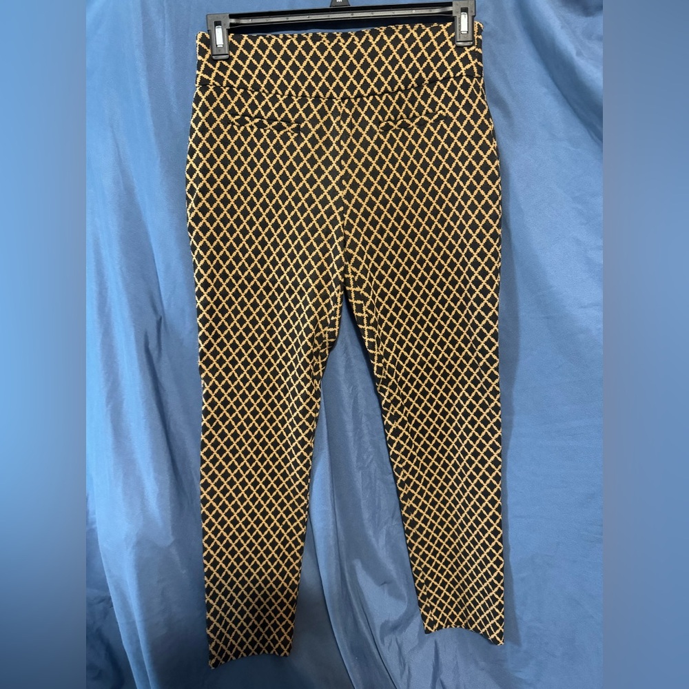 Crown & Ivy Black and Gold Patterned Pants